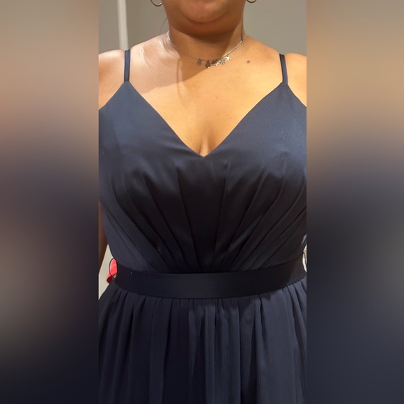 White Vera Wang Navy Women's Spaghetti Strap Long formal designer evening gown - Picture 16 of 16